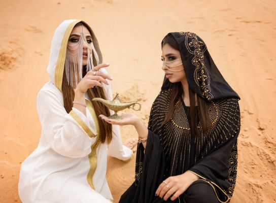 Order female ladies photoshoot in Dubai or Abu Dhabi.